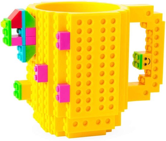 Build on Brick Mug - geel - 350 ml - bouw je eigen mok met bouwsteentjes - BPA vrije drinkbeker cadeau voor kinderen of volwassenen - koffie thee limonade of andere dranken - pennenbeker - creatief accessoire voor op bureau -HnD