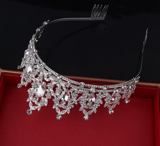 Elegante Zilver-Witte Kroon met Waterdiamanten voor Feesten