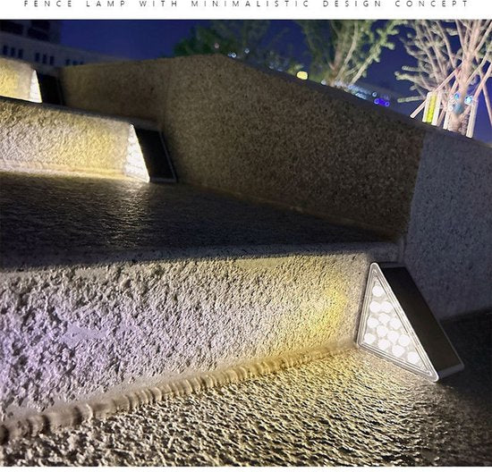2 stuks Solar trapverlichting driehoek 13 LED warmlicht alu