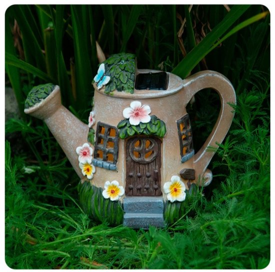 Tuinbeeld Gieter Huisje – Solar, Kunststof, 21,5x17x13cm – Sprookjesachtig Decoratief Tuinornament – Bruin & Groen