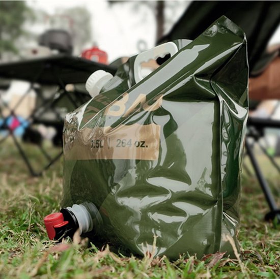 Outdoor Draagbare Waterzak met Kraan voor Kamperen, Wandelen, Picknicken, Vissen en Reizen, etc- 7.5L Capaciteit - Opvouwbaar en Milieuvriendelijk - Jungle Groen