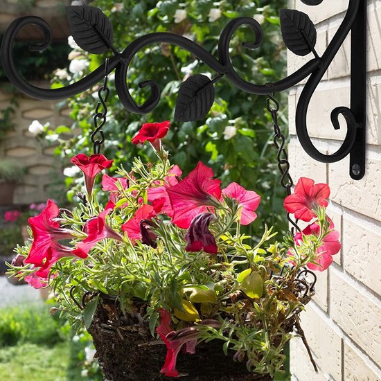 Metalen Wandhangers voor Bloempotten – Sierlijk Bladontwerp
