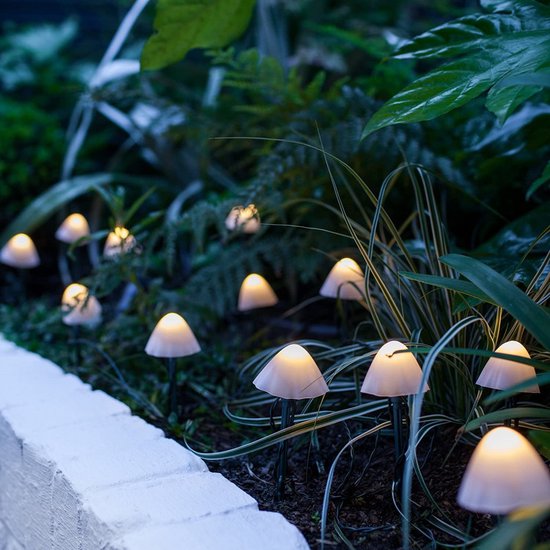 Waterdichte solar LED paddestoel lichtslinger 3.8m 12L Warm
