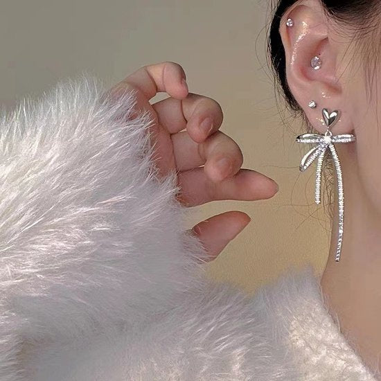 Reitsman vlinder oorbellen met zirkonia voor elke gelegenhei