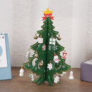 Mini Houten 3D Kerstboom – Met 10 Decoratieve Hangers – Feestelijke Tafeldecoratie - Hoogte 17.2 cm