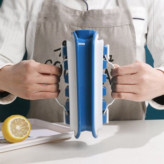 ijsblokjes maker voor 18 ijsblokjes- ijsblokjes tray - ijsblokjes vorm - Blauw