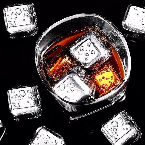 Unikorf Luxe Whiskey Set: 6 Stones, Tang & Doos