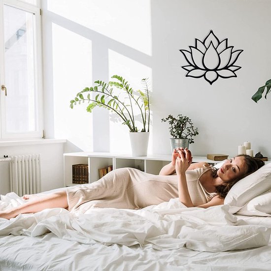 Unikorf Metalen Lotus Wanddecoratie 28x24cm Zwart