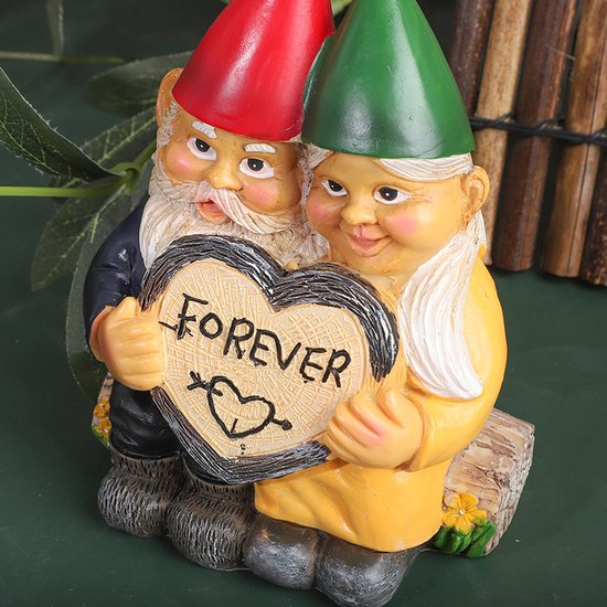Romantische Kabouters met 'Forever' Hart - Charmante Tuindecoratie- Hars Tuinbeeldje10*6,5*13,5cm
