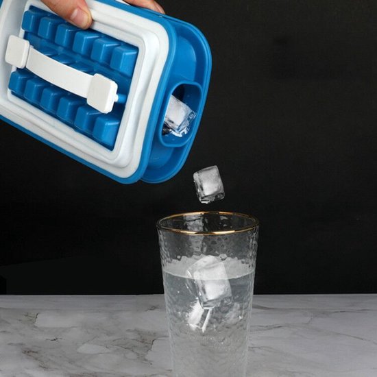 ijsblokjes maker voor 18 ijsblokjes- ijsblokjes tray - ijsblokjes vorm - Blauw