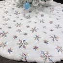 Elegante Kerstboomrok - 122 cm - Wit met Kleurrijke Sneeuwvlokken en Luxe Afwerking-Een Feestelijke Toevoeging aan Je Kerstdecoratie