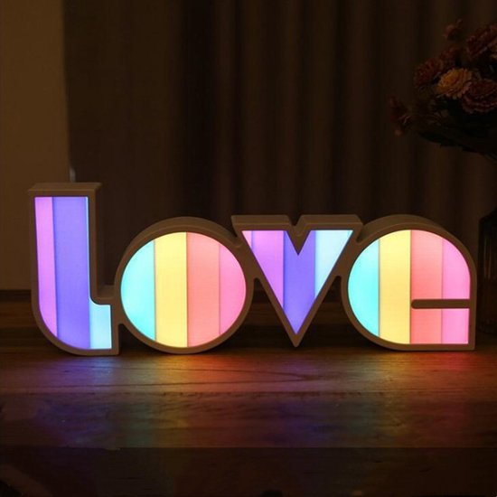 LED LOVE letterlamp - USB/batterij, kleurrijk