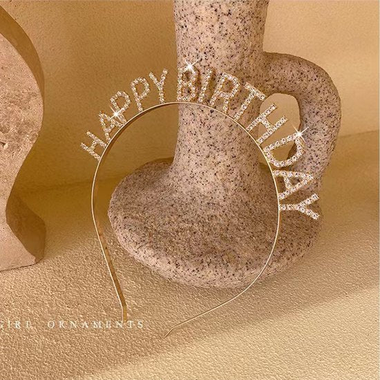 Happy Birthday Tiara en Sjerp-Met text "Birthday Queen"- Ideaal als Cadeau voor Verjaardagen-birthday diadeem-goud