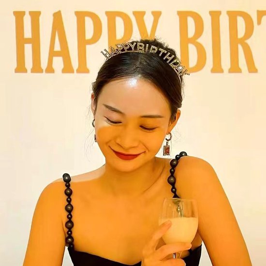 Happy Birthday Tiara en Sjerp-Met text "Birthday Queen"- Ideaal als Cadeau voor Verjaardagen-birthday diadeem-goud